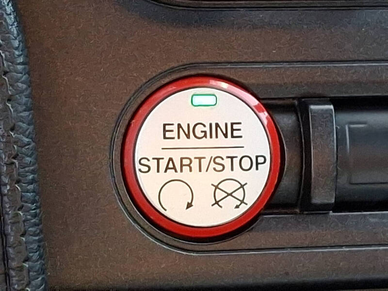 2017 Ford Mustang V6