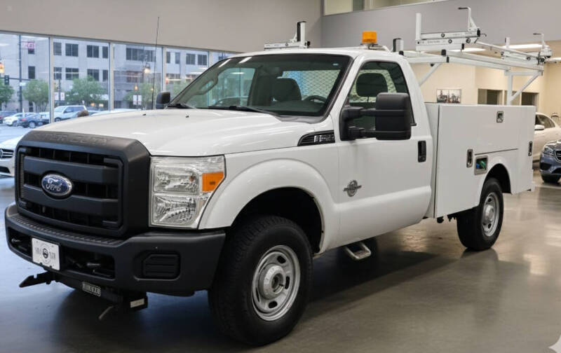 2011 Ford F-250 Super Duty XL's photo