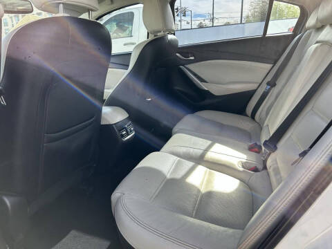 2016 Mazda MAZDA6 i Grand Touring