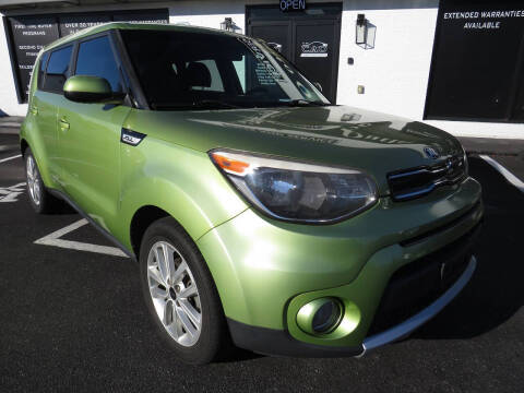 2017 Kia Soul +