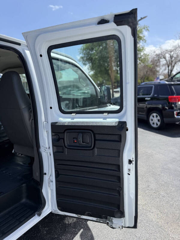 2005 Chevrolet Express 2500