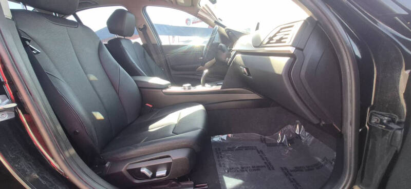 2016 BMW 3 Series 320i