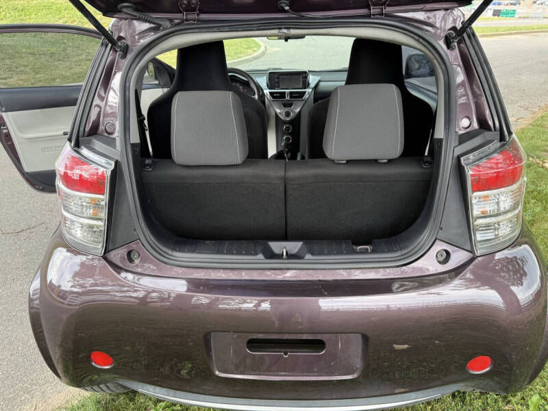 2014 Scion iQ