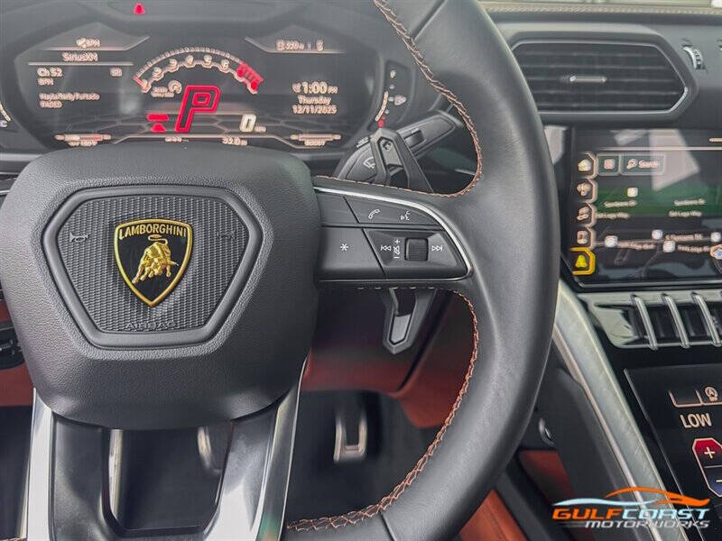 2022 Lamborghini Urus