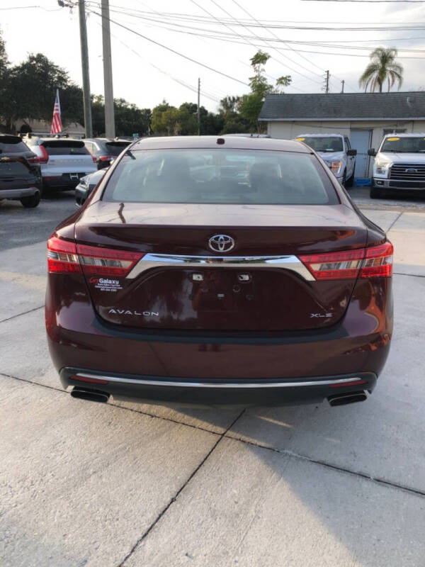 2017 Toyota Avalon XLE