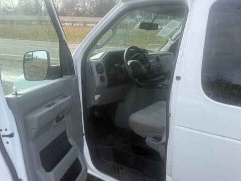 2014 Ford E-Series E-350 SD XL