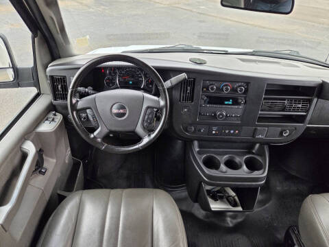 2023 GMC Savana 2500