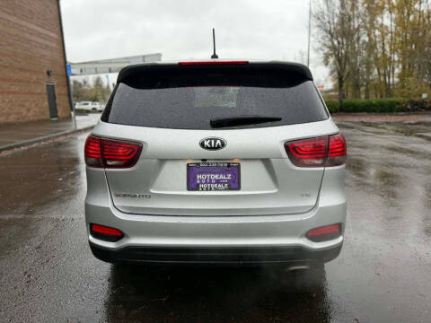 2019 Kia Sorento LX V6