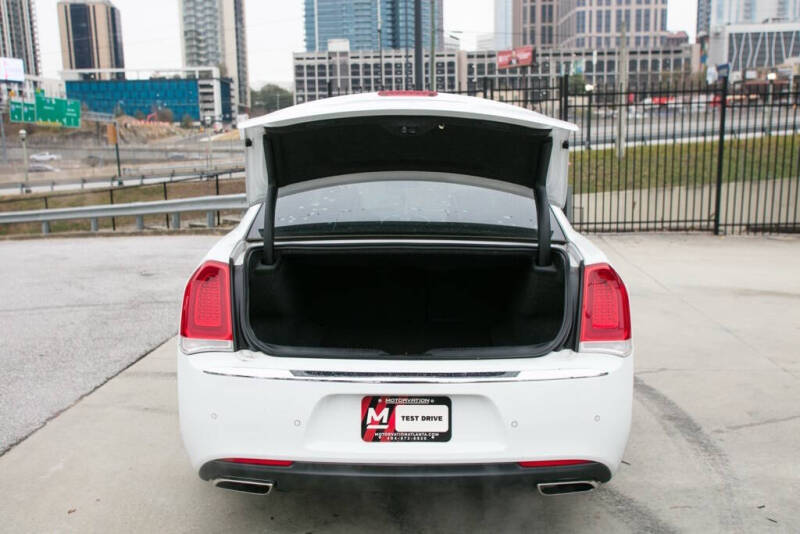 2019 Chrysler 300 Limited