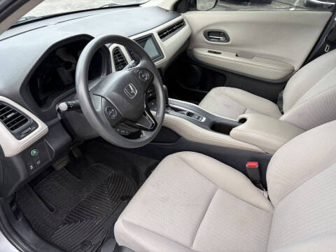 2017 Honda HR-V LX