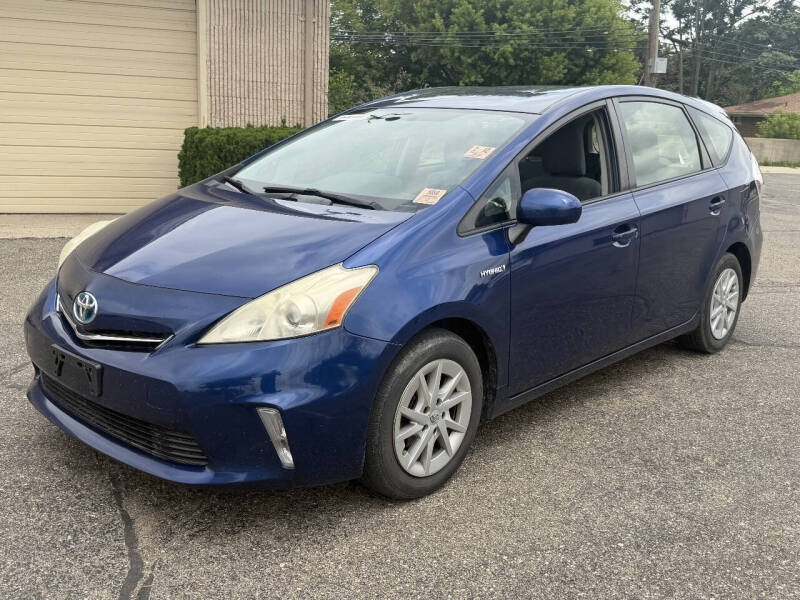 2012 Toyota Prius v Three