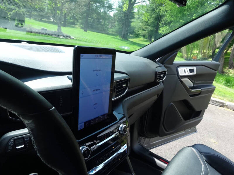 2022 Ford Explorer ST