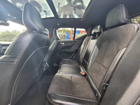 2019 Volvo XC40 T5 R-Design