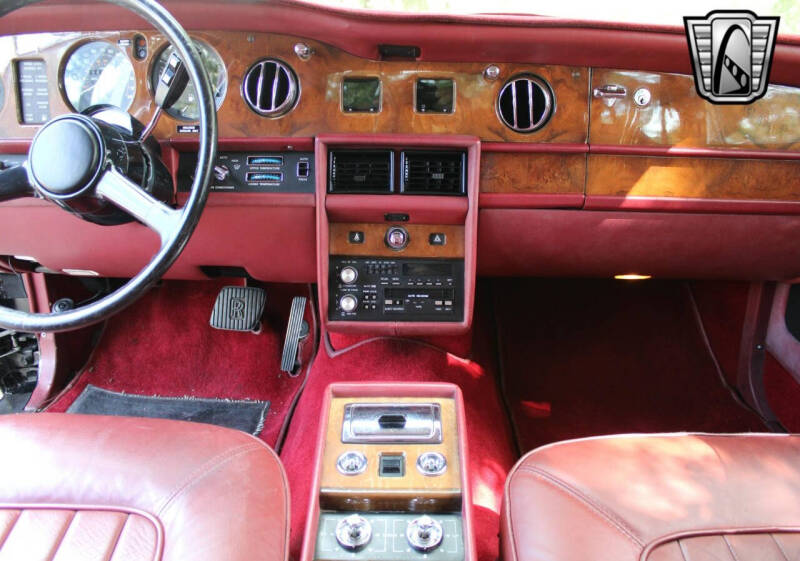 1986 Rolls-Royce Silver Spur and Spirit