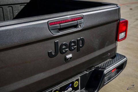 2024 Jeep Gladiator Sport
