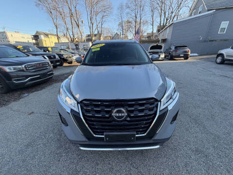 2022 Nissan Kicks SV