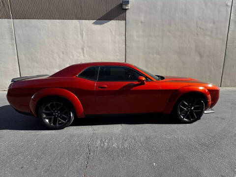 2021 Dodge Challenger SXT