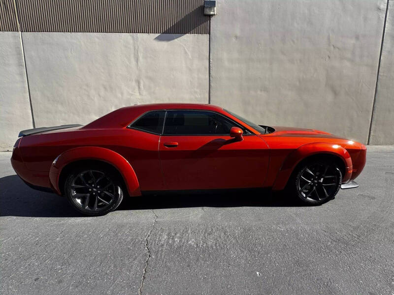2021 Dodge Challenger SXT