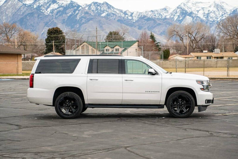 2017 Chevrolet Suburban LT