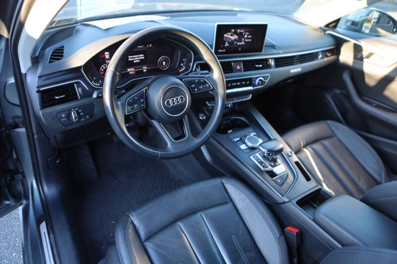 2019 Audi A4 quattro Premium Plus 45 TFSI