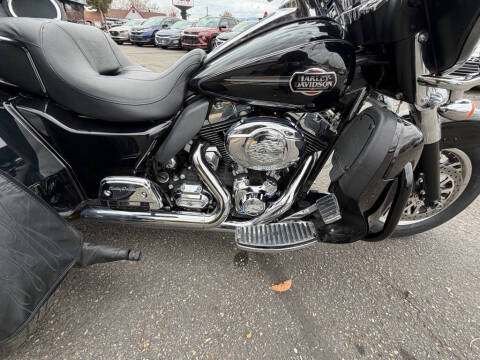 2013 Harley-Davidson TRIKE FLHTCUTG