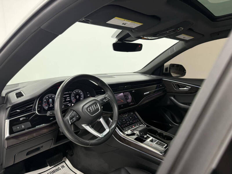 2019 Audi Q8 quattro Premium Plus 55 TFSI