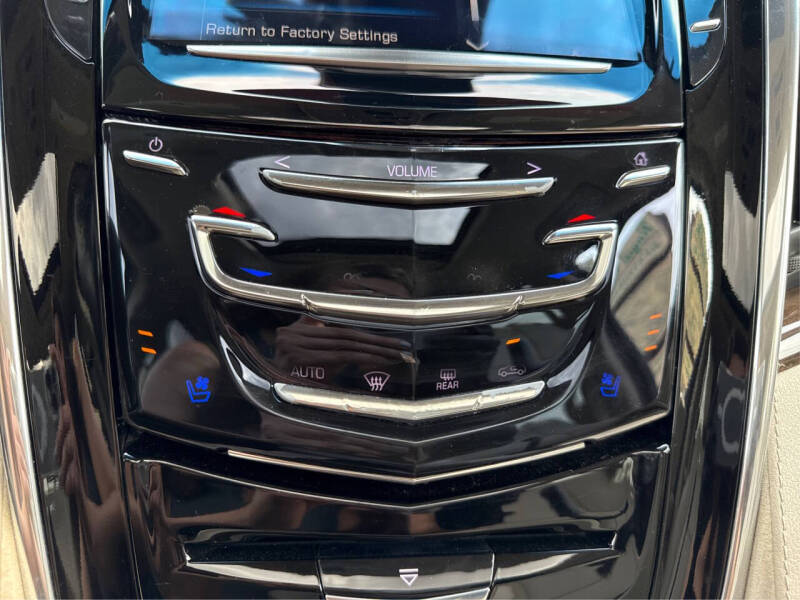 2018 Cadillac Escalade Luxury