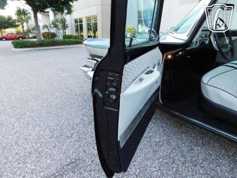 1957 Packard Clipper