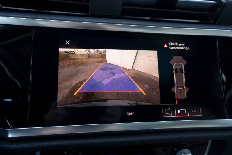 2020 Audi Q3 quattro Premium 45 TFSI