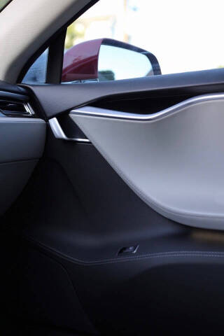 2014 Tesla Model S 85