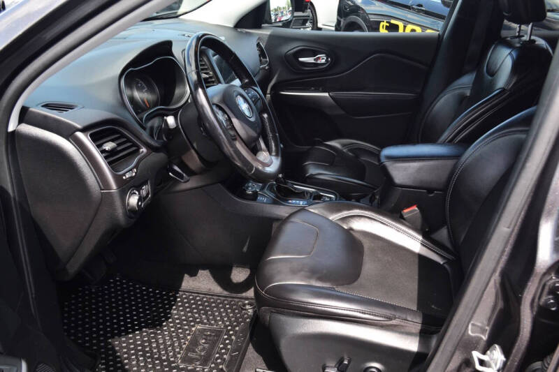 2020 Jeep Cherokee Latitude Plus