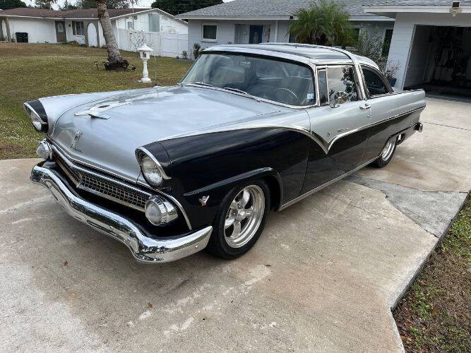 1955 Ford Crown Victoria