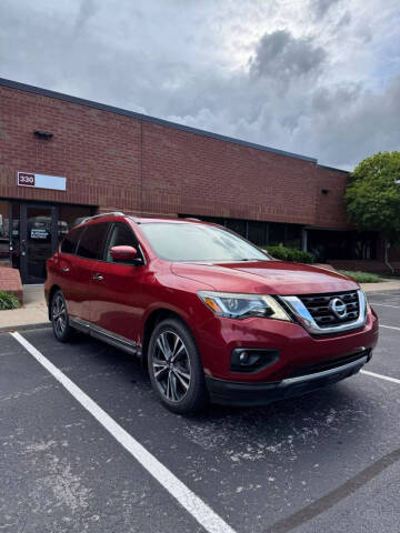 2017 Nissan Pathfinder Platinum