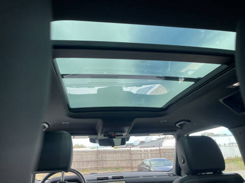 2022 Land Rover Defender 90 X-Dynamic SE