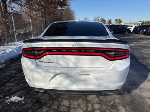 2017 Dodge Charger SXT