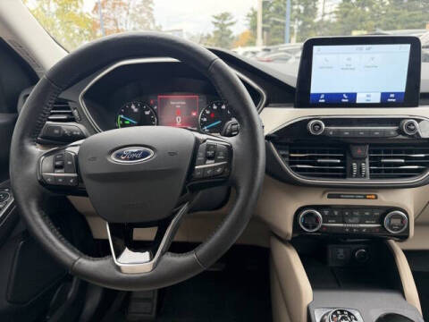 2021 Ford Escape Hybrid SEL