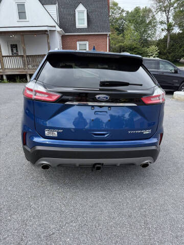 2020 Ford Edge Titanium
