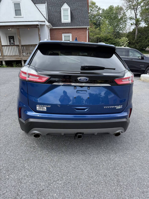 2020 Ford Edge Titanium