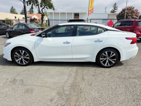 2017 Nissan Maxima Platinum