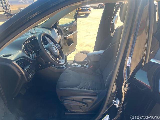 2019 Jeep Cherokee Latitude