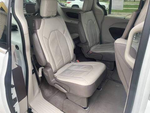 2018 Chrysler Pacifica Touring L Plus