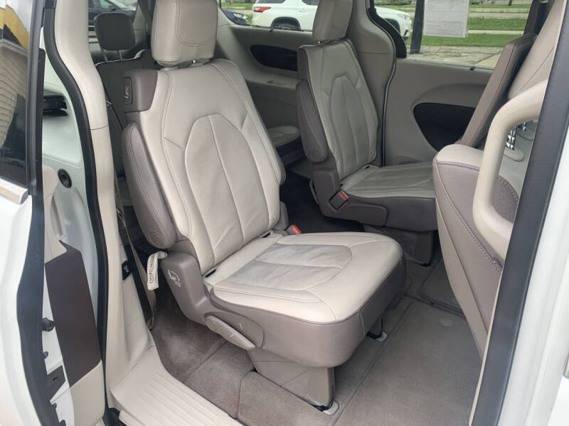2018 Chrysler Pacifica Touring L Plus