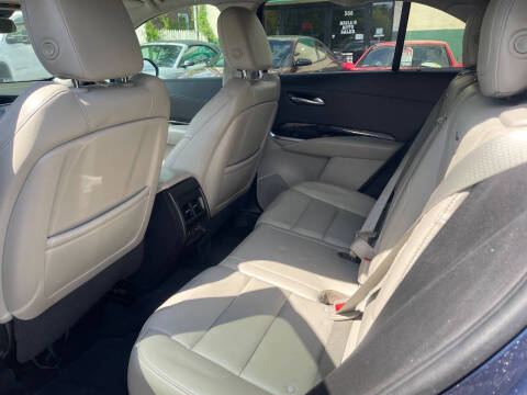 2021 Cadillac XT4 Luxury
