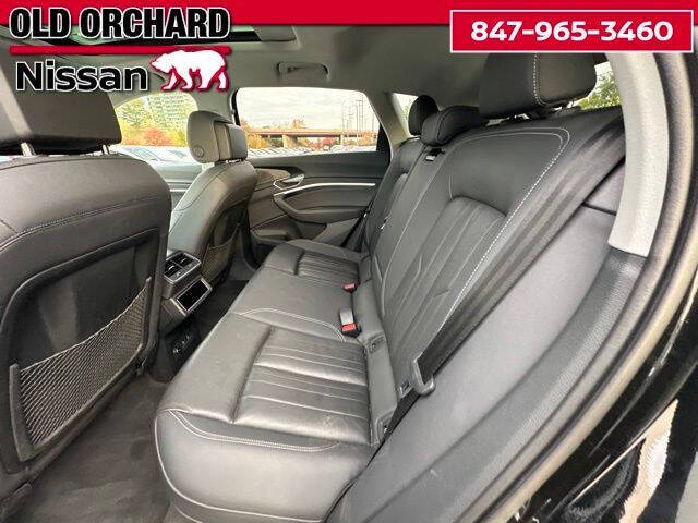 2024 Audi Q8 e-tron quattro Premium Plus