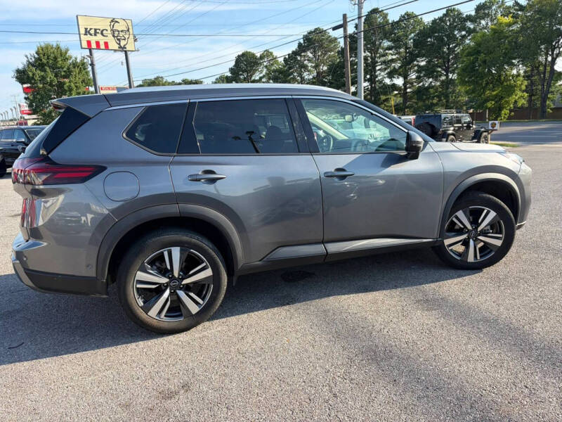 2024 Nissan Rogue SL