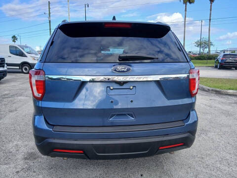 2018 Ford Explorer