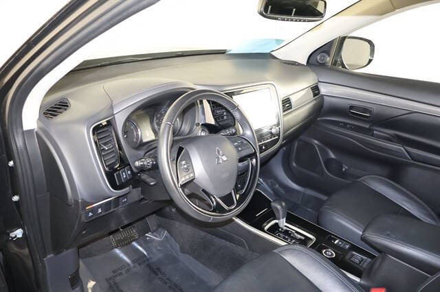 2020 Mitsubishi Outlander SEL