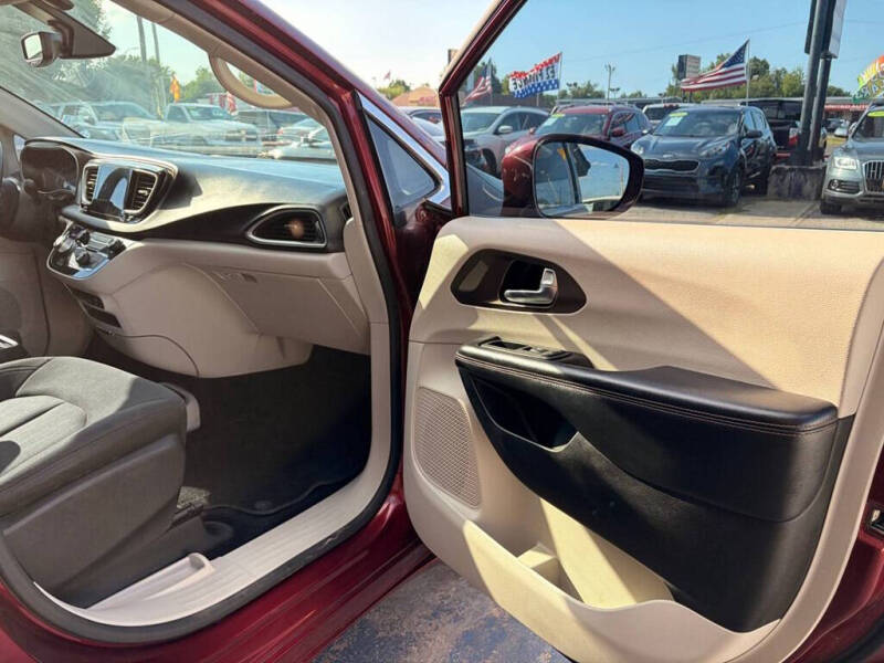 2019 Chrysler Pacifica Touring Plus