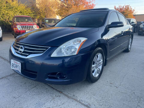 2012 Nissan Altima for sale at Car Spot Auto Sales in Sacramento CA