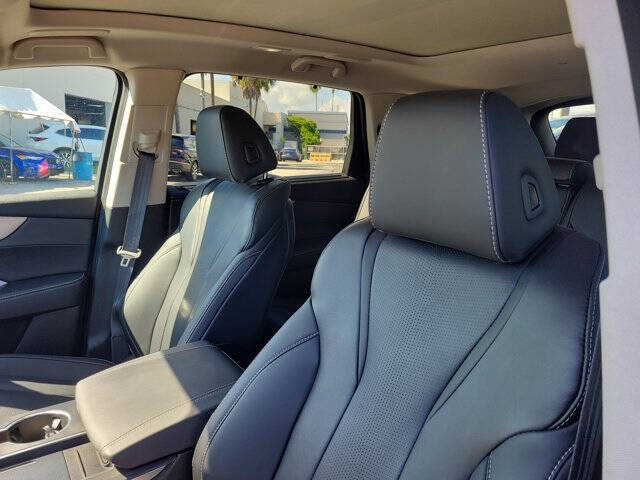 2025 Acura MDX w/Tech